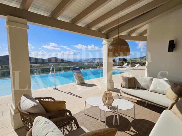 Ibiza: Espaciosa villa de lujo de 9 dormitorios con vistas al mar y Dalt Vila