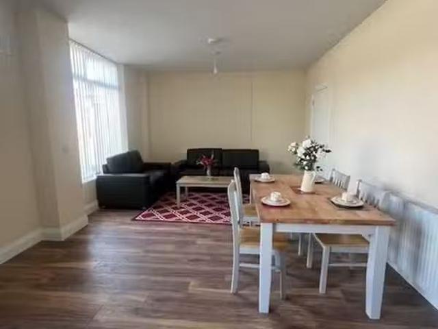 IBS House, Lock Quay, Limerick City Centre is for rent