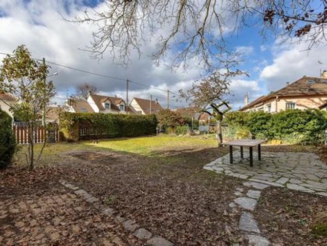 Rare Terrain constructible 390m² Igny Sud