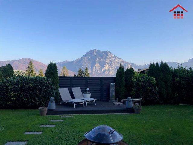 ID 926 Exklusive Residenz am Traunsee mit See und Gebirgsblick