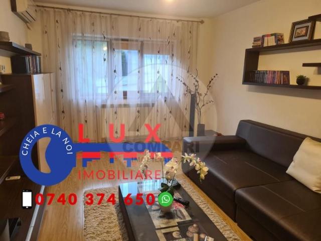 ID 380 Apartament cu 3 camere # INCHIRIERE!