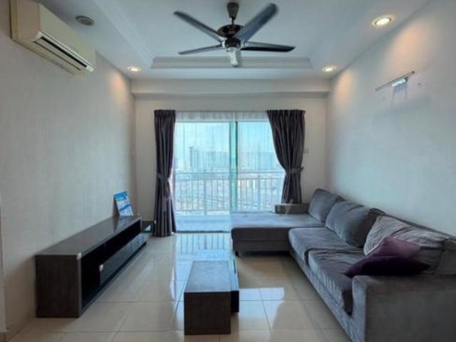 Idaman Iris WellMaintained 850sft Renovated 2 Carparks CHEAPEST