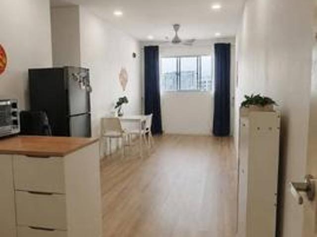 Idaman SelasihSungai Ara Partly Furnished For Sales