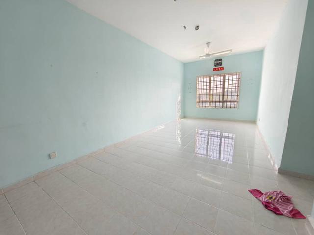 Idaman Senibong Permas Full Loan Cashout Good Condition Unit
