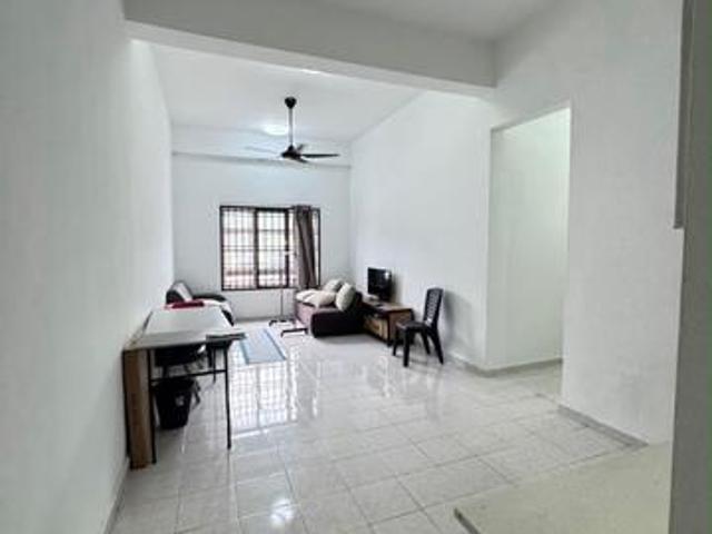 Idaman SenibongPermasGroundFloor3Bed2BathFullyFurnishedForRent
