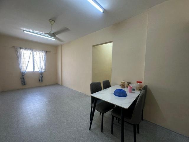 Idaman Seroja 680sf BASIC RENO no furnish