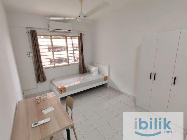 Idaman Sutera Apartment Bilik With Bathroom aircond Sewa MaleSaja