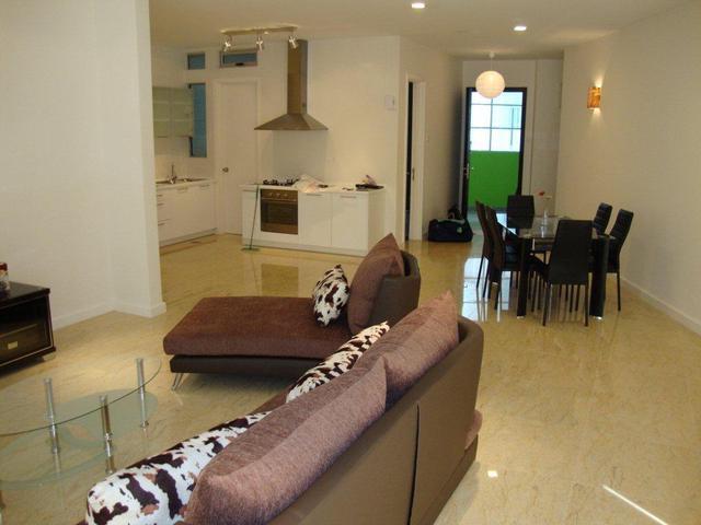 Idaman Residence klcc KL city Big unit 1683sqft Near MRT LRT