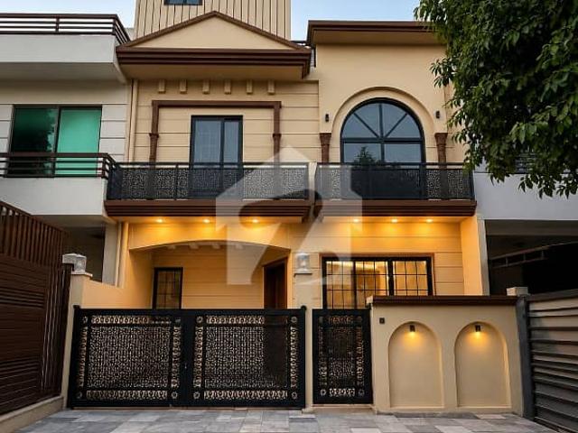 Ideal 4,44 Marla House Available For Sale In D 12