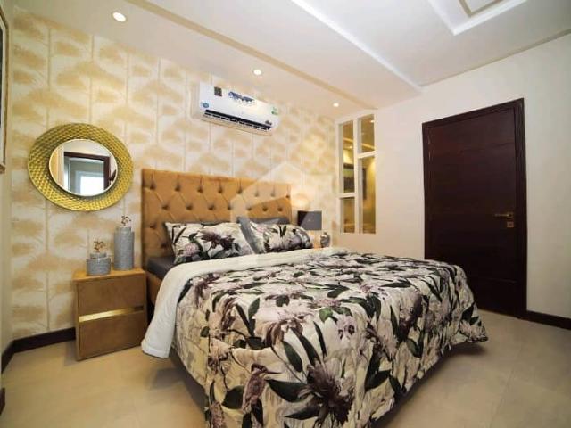 Ideal 550 Square Feet Flat Available In Bahria Town Sector C, Lahore