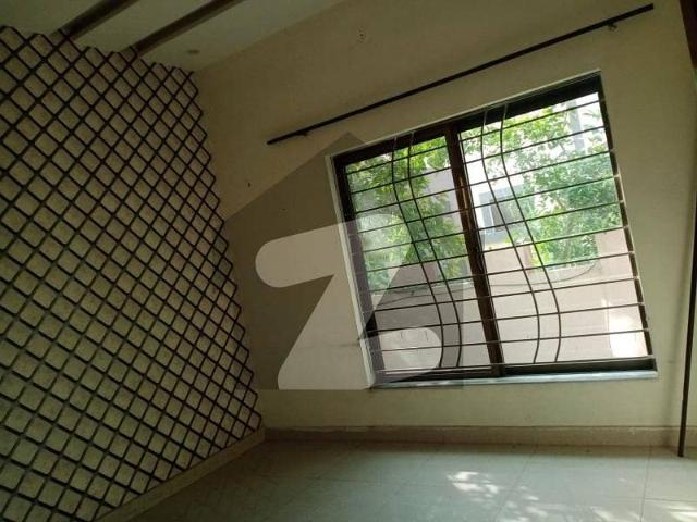 Ideal 5 Marla House Has Landed On Market In Wapda City Block L, Faisalabad For Rent