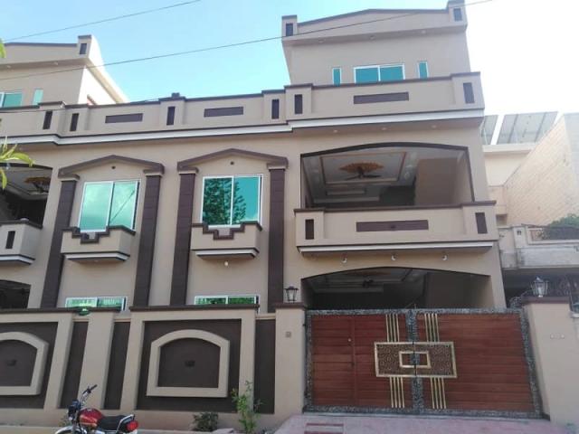 Ideal 10 Marla House has landed on market in Gulshan Abad Sector 2, Ra Rawalpindi Gulshan Abad ID 90958