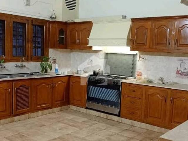 Ideal 14 Marla House Available In G 11