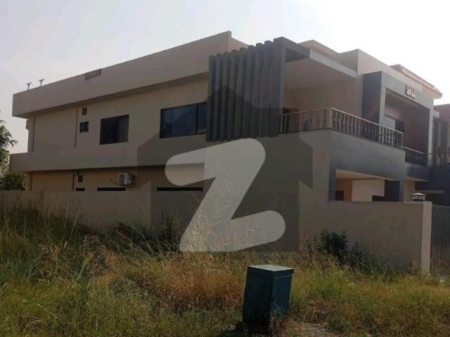 One kanal house for sale Margalla View Housing Society