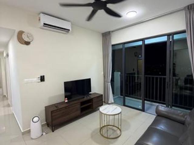 Ideal venice Gelugor Fully Furnished Renovated 2 Carpark