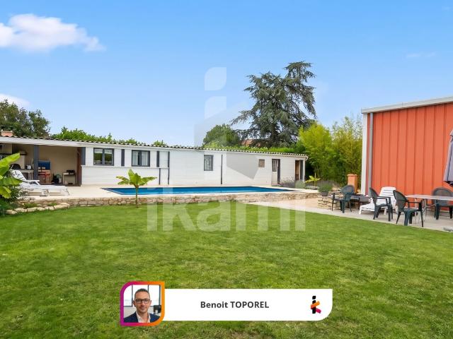 Idéal Artisan: Ensemble Habitation avec piscine & Grand dép. 315m² Mours Saint Eusèbe