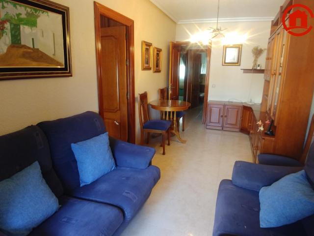 Ideal Estudiantes. Piso de 4 dormitorios