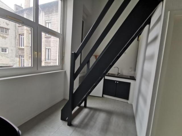 Idéal étudiant. Tréfilerie, rue des Francs Maçons, à deux.