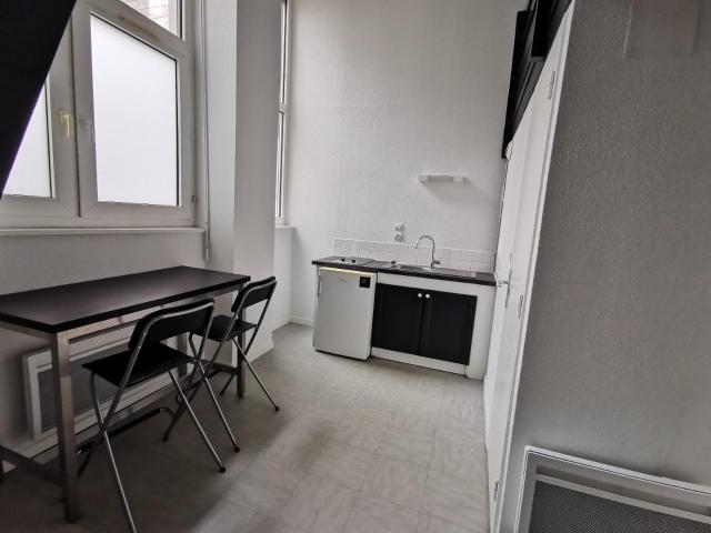 Idéal étudiant. A proximité de la faculté Tréfilerie, rue.