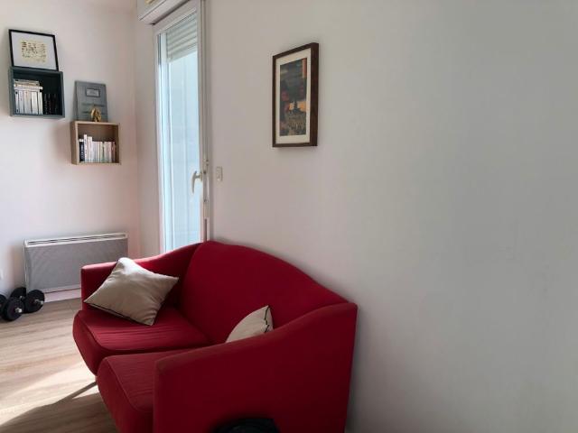 Idéal Etudiant ou jeune Actif Studio meublé de 32 M2 avec balcon en Résidence Sécurisé a proximite centre vill