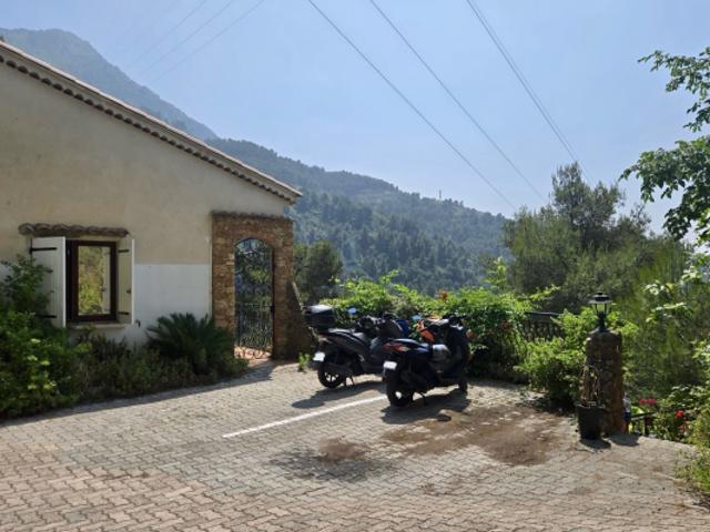 IDEAL FAMILLE 2 APPARTEMENTS INDIVIDUELS TERRASSE JARD