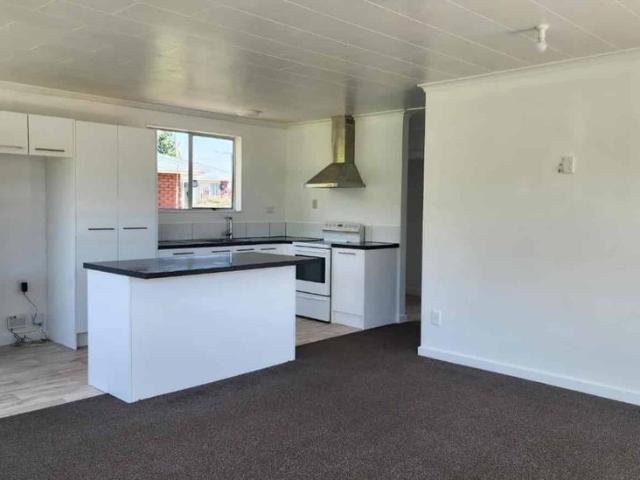 Ideal Family Home Convenient Location