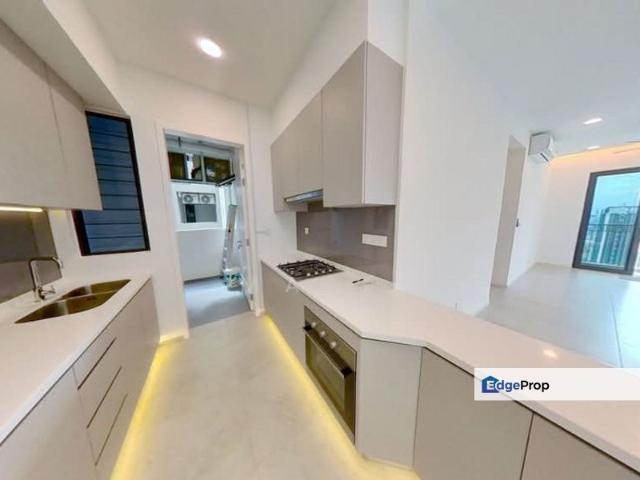 Ideal Family Layout, Near LRT, Mall, and Office