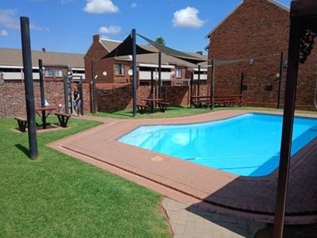 ideal first time home or shared livi.