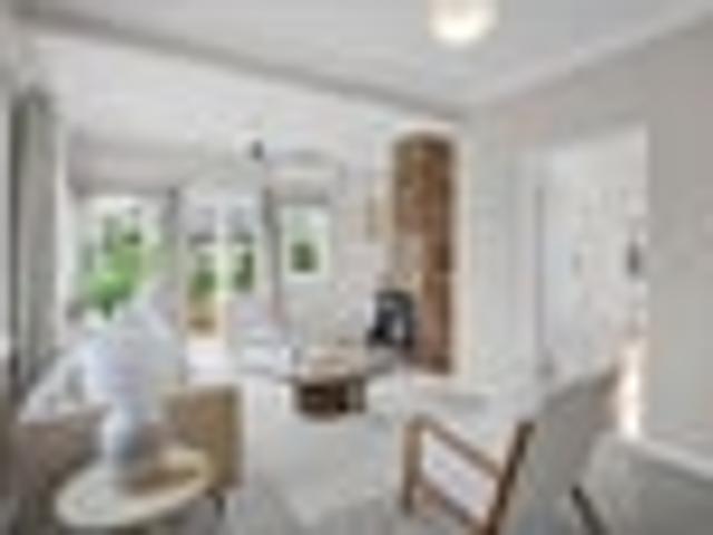 Ideal first home, prime location, sunny XL section