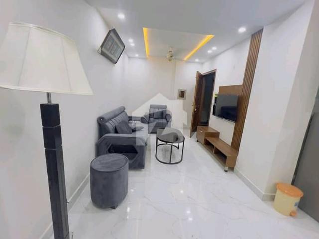 Ideal Flat In Lahore Available For Rs. 13000