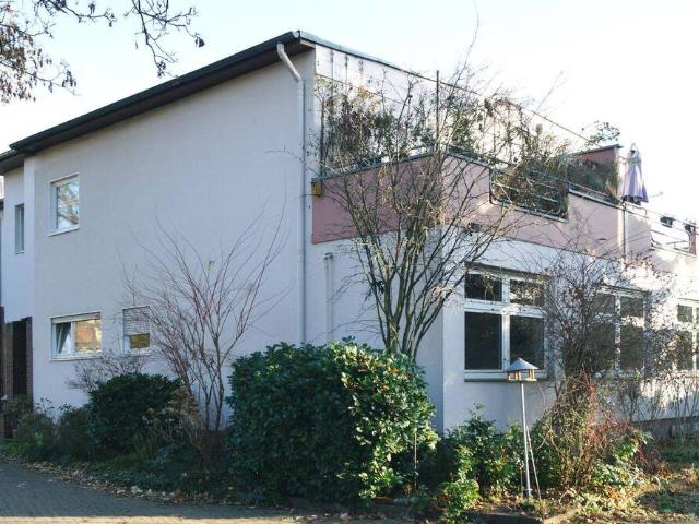 Ideal für gewerbliche Selbstnutzer gepflegtes Wohn und Geschäftshaus am Stadtpark Steglitz
