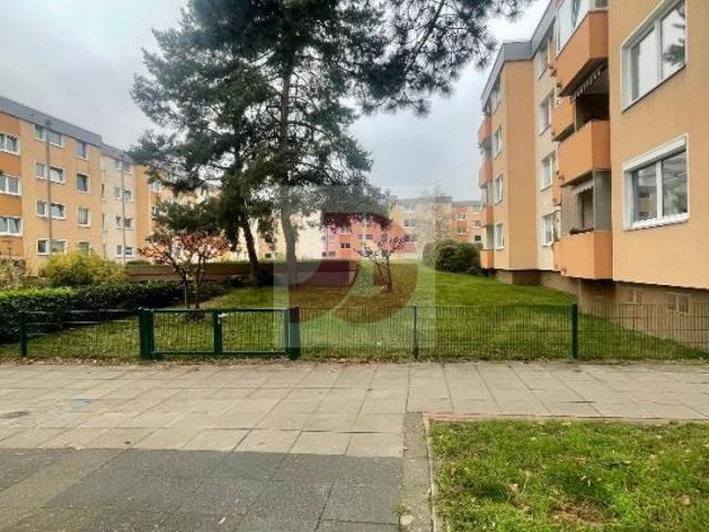 IDEAL FÜR EIGENNUTZER * HANNOVER BOTHFELD * 3 ZIMMER WOHNUNG mit BALKON in RUHIGER WOHNANLAGE * NICHT VERMIETET