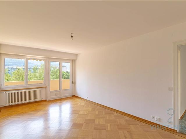 Ideal für eine Familie 5 Zimmer Wohnung in der Nähe von Annehmlichkeiten