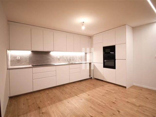 Ideal für eine Investition prächtige, renovierte 4,5 Zimmer Wohnung