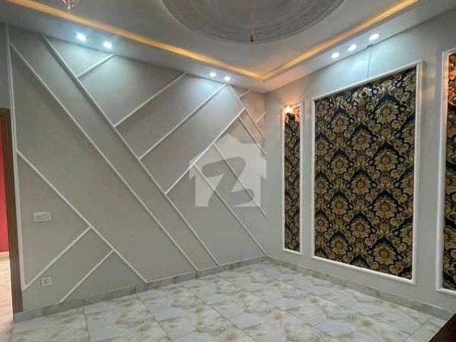 Ideal House For sale In Central Park Block G
