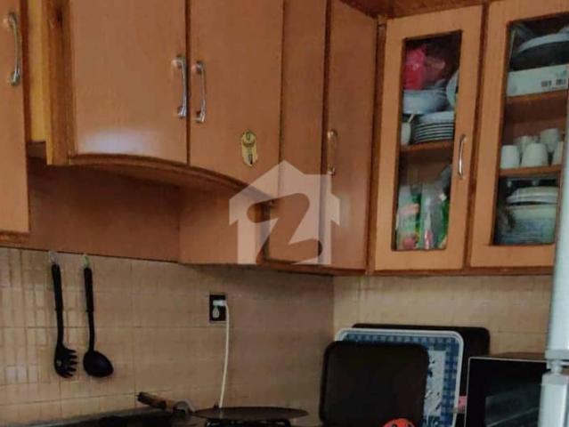 Ideal House In Gulberg Available For Rs. 32500