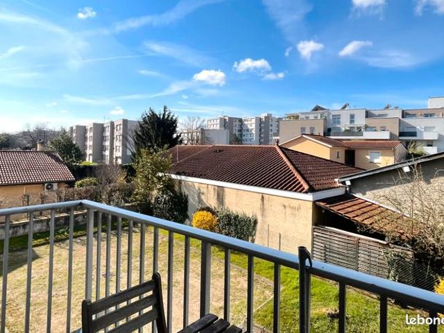 IDEAL INVESTISSEMENT T3 St Priest centre proche Tram