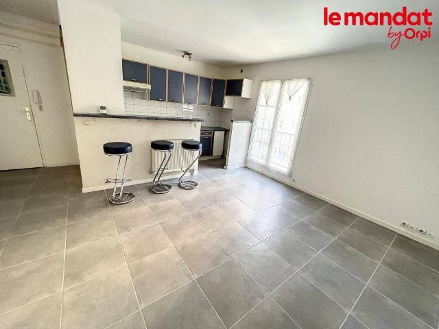IDEAL INVESTISSEUR Appartement loué à Meulan En Yvelines 2 pi