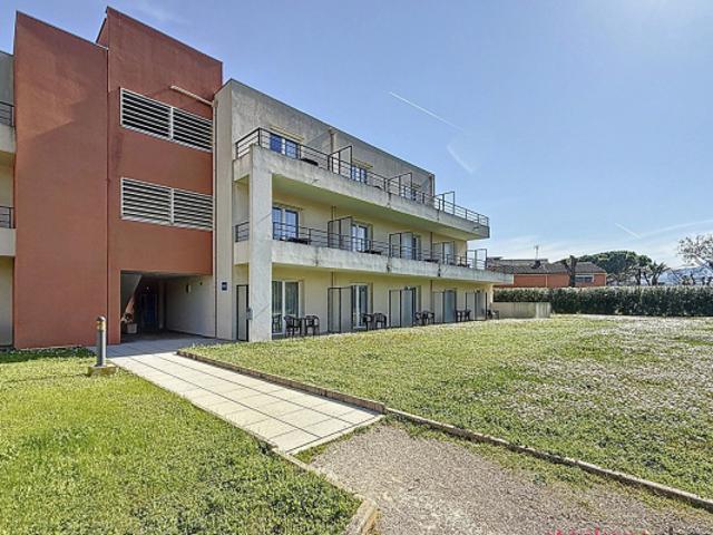 IDEAL INVESTISSEUR ! Beau studio dans résidence de TOURISME avec parking !
