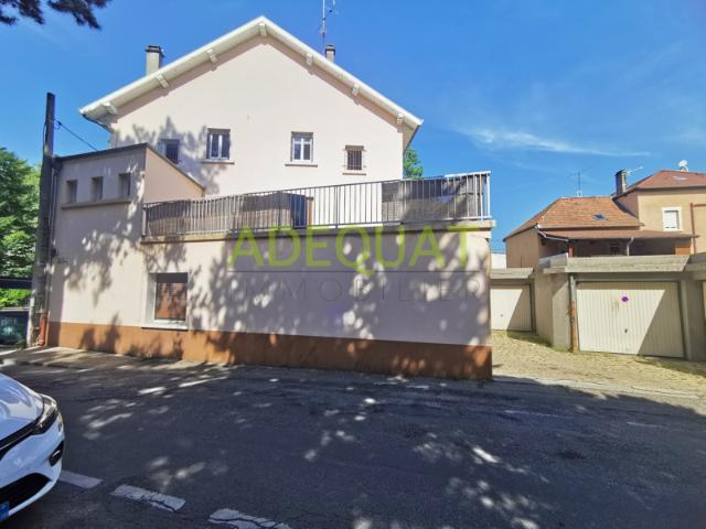 IDEAL INVESTISSEUR Grand T2 possible T3 en duplex à BOUR