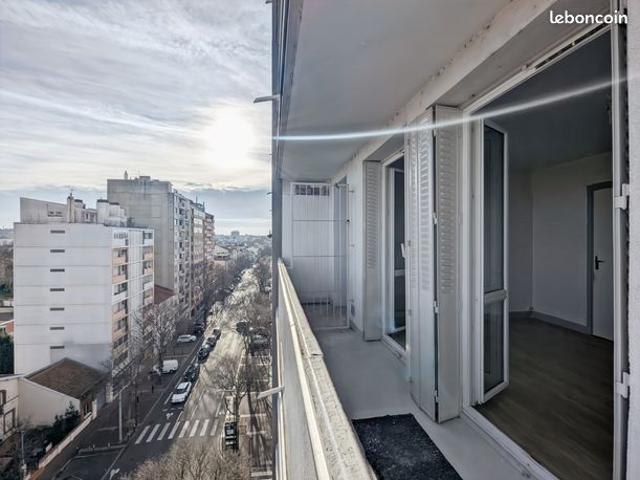 Idéal Investisseur: Studio 26m2 aux Minimes – Balcon de 7,5m2 et Vue Panoramique