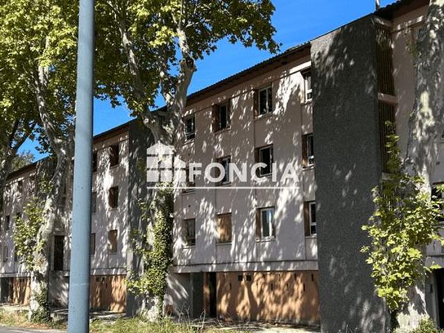 Idéal investisseur / Type 3 au 2ème étage sans ascenseur, avec une cave/cellier au RDC