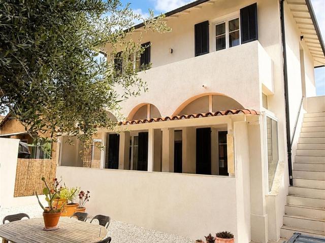 Idéal investisseur Villa rénovée à deux pas de la mer 111m² Cagnes sur Mer