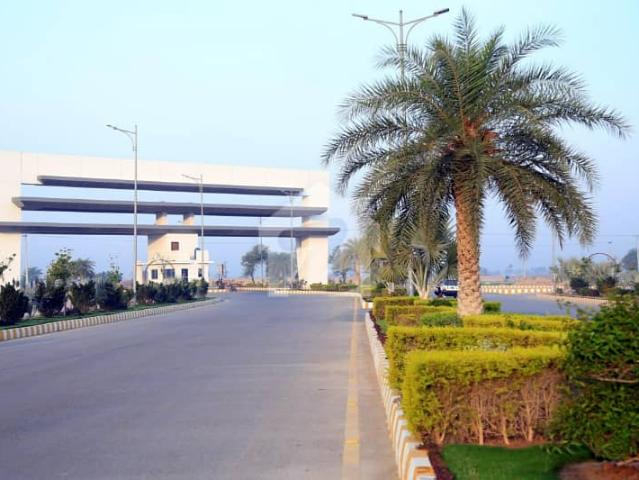 Ideal Investment 300 Square Yard Commercial Plot On Instalment Plan In Dream Gardens Multan