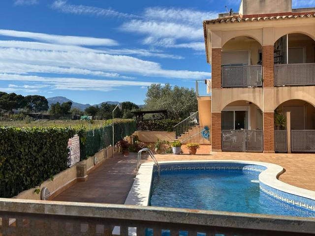 Ideal por Inversores ! Piso en planta baja con parking a 150 m. de la playa