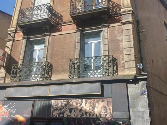 Idéal jeune investisseur! Ensemble immobilier un T5 et un local 12% rentabilité potentielle