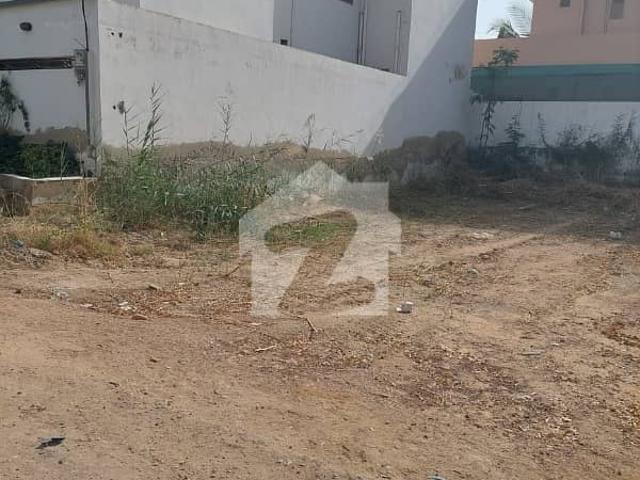 Ideal location 120 square yards plot for sale in sector q gulshan e maymar karachi