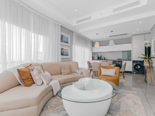 IDEAL LOCK UP AND GO UNIT IN SOUGHT AFTER LIFESTYLE ESTATE