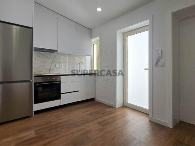 Ideal para Habitação Própria ou Investimento Casa c/ Logradouro PARANHOS Pronto a escriturar