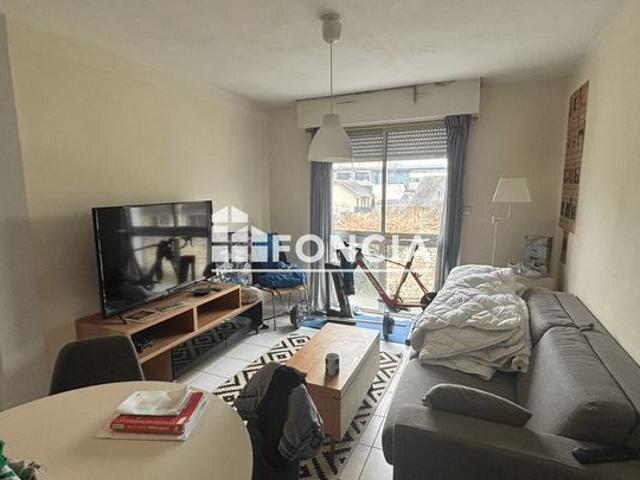 Idéal pour investisseur, 2 pièces 37,20 m2 situé dans un secteur calme de la Gibauderie, facultés et chu à 500m